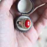 Vintage 8K gold coral ring, 50s / 60s