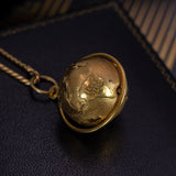 Vintage Anhänger in Form eines Globus in 18 Karat Gold, 70er Jahre - Antichità Galliera