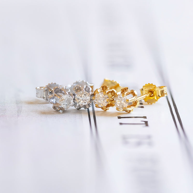 Orecchini punto luce in oro 18K con diamanti di taglio vecchia miniera (0.40ctw)