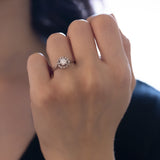 Solitaire in 18K white gold with a brilliant cut diamond of approx. 0.30 ct, 40s