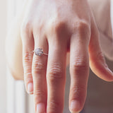 Antiker Solitär aus 18 Karat Weißgold mit 0.47 ct Diamant im Brillantschliff, 40er Jahre - Antichità Galliera