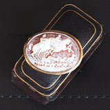 Vintage 18 Karat Gold Brosche / Anhänger mit Cameo auf Muschel, 50er Jahre
