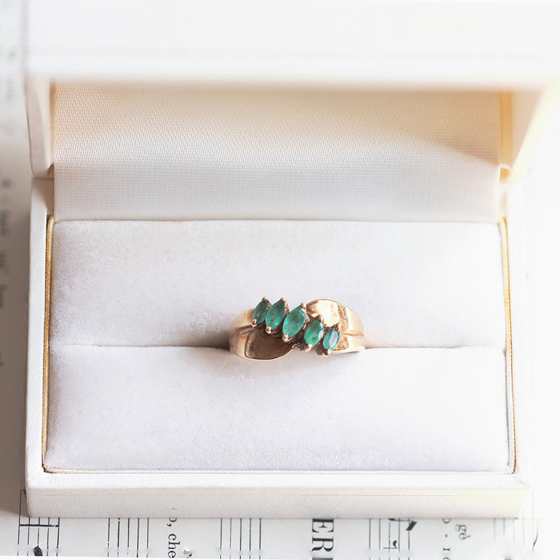 Vintage 14K gold ring with emeralds, 60s / 70s