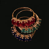 Ringe im antiken Stil aus 9 Karat Gold mit Rubinen / Smaragden / Saphiren / Opalen