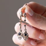 Antike Ohrringe aus 18 Karat Gelbgold und Silber mit Saphiren und Diamanten im Rosenschliff, Anfang des 900. Jahrhunderts