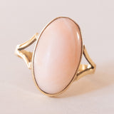 Vintage Ring aus 18 Karat Gelbgold mit rosa Koralle, 50er Jahre