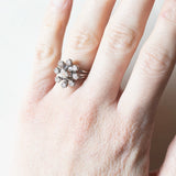 Vintage Gänseblümchenring aus 18 Karat Weißgold mit Diamanten (ca. 0.31 ctw), 60er Jahre