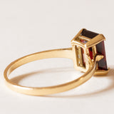Anello vintage in oro 18K con granato, anni ‘50