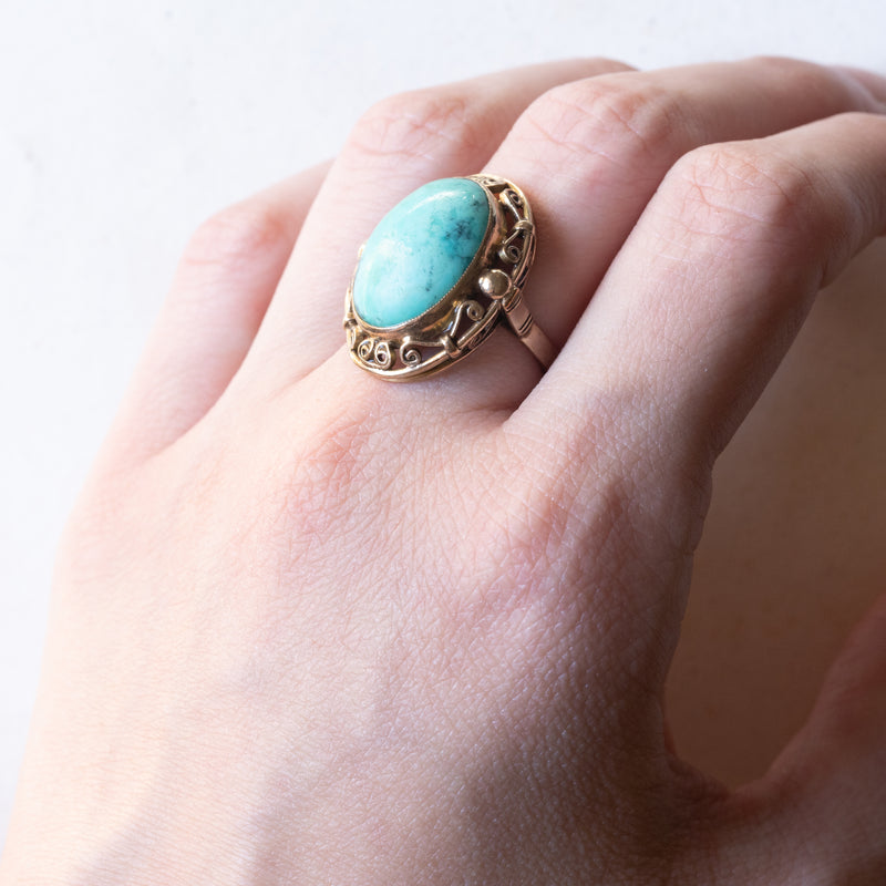 8K gold ring with turquoise, 1940s