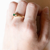 Trilogy vintage in oro 18K con smeraldo e diamanti (0.10ctw ca.), anni ‘70