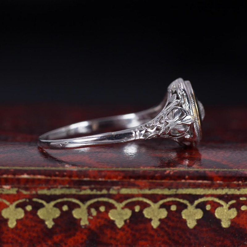 Anello 2025 solitario particolare