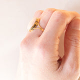 Vintage Ring aus 18 Karat Gelbgold mit rosa Koralle, 50er Jahre