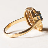 Vintage Gänseblümchenring aus 18 Karat Gold mit Saphir (ca. 0.60 Karat) und Diamanten (ca. 0.34 Karat), 60er / 70er Jahre