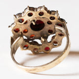 Anello vintage a margherita in oro 8K con granati, anni ‘60
