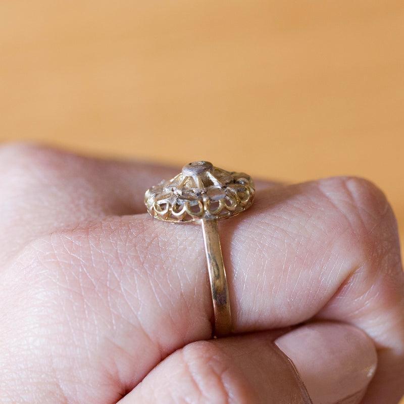 Antique 18K gold and silver daisy ring with diamonds, early 1900s