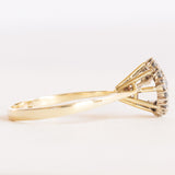 Vintage Ring aus 14 Karat Gelbgold und Weißgold mit Halbmond-Diamanten im Brillantschliff (ca. 0.26 Karat), 70er Jahre
