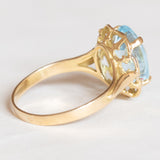 Anello vintage in oro giallo e in oro bianco 18K con topazio azzurro (4ct ca.), anni ‘60