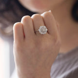 Vintage 14K white gold daisy ring with diamonds (approx. 2ctw), 50s / 60s