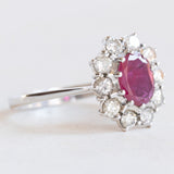 Vintage Ring aus 18 Karat Weißgold mit Rubinen (ca. 0.70 ct) und Diamanten (ca. 0.50 ctw), 60er/70er Jahre
