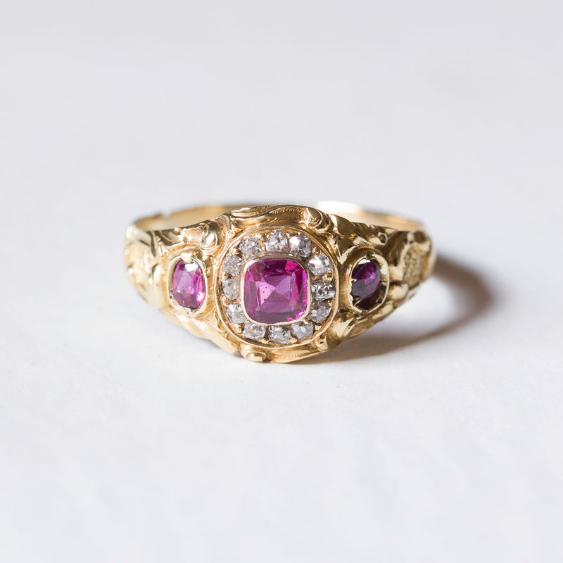 Vintage 18K gold ring with rubies and diamonds, 1950s