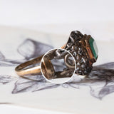 Anello antico in oro 18K e argento con smeraldo e diamanti di taglio rosetta, primi del ‘900