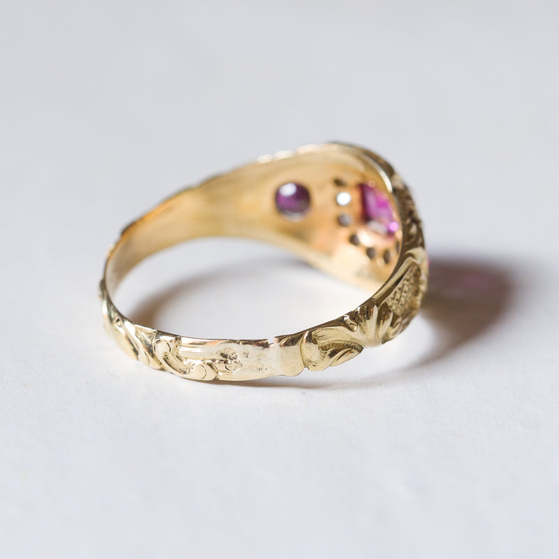 Vintage 18K gold ring with rubies and diamonds, 1950s