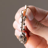 Antike Ohrringe aus 18 Karat Gelbgold und Silber mit Saphiren und Diamanten im Rosenschliff, Anfang des 900. Jahrhunderts