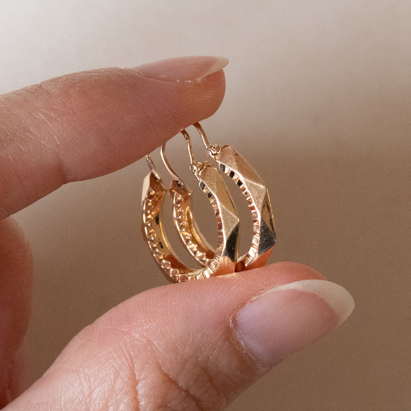 Orecchini da donna vintage a forma di C placcati in oro 18 Orecchini da donna vintage a forma di C placcati in oro 18