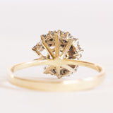 Vintage Ring aus 14 Karat Gelbgold und Weißgold mit Halbmond-Diamanten im Brillantschliff (ca. 0.26 Karat), 70er Jahre
