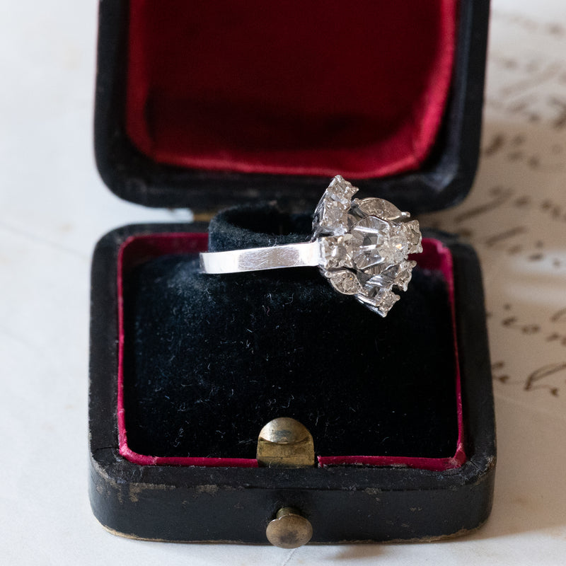 Bague vintage en or blanc 18 carats et diamants, 1960