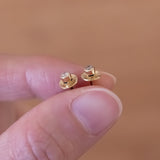 14K gold vintage point light earrings with diamonds (0.12ctw approx.), 60s / 70s