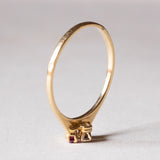 Anello vintage in oro 18K con rubini e diamanti, anni ‘80