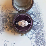 Ring aus 18 Karat Weißgold mit Diamanten (0.20 ctw)