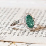 18K white gold daisy ring with emerald (4.47ct) and brilliant cut diamonds (0.76ct)