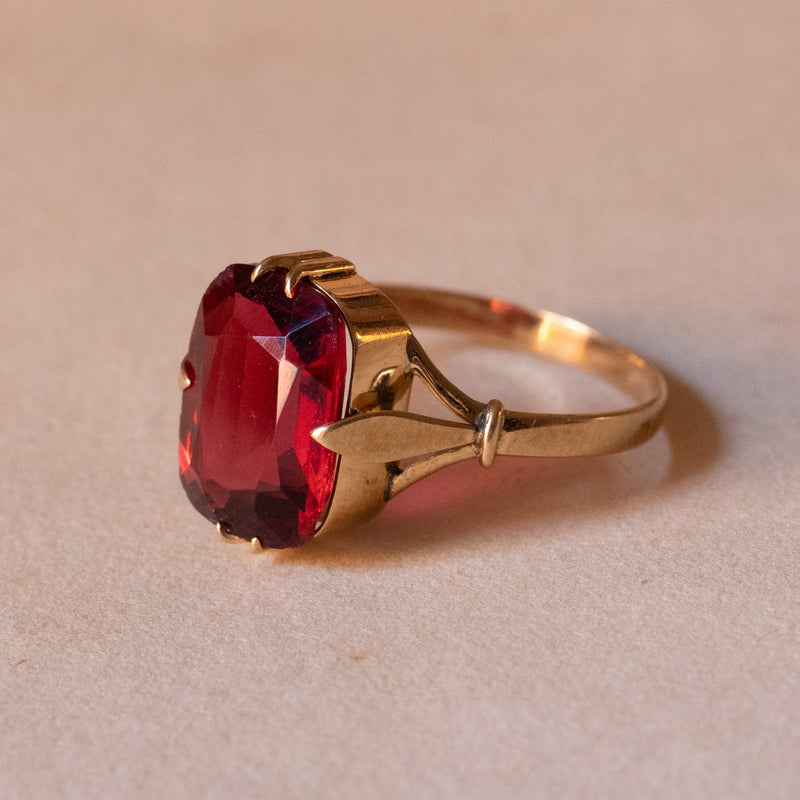 Bague vintage en or 18 carats avec pâte de verre rouge, 1950