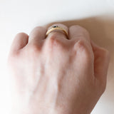 Кольцо из 18-каратного золота с сапфиром и бриллиантом, 70-е гг.