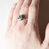 Vintage Gänseblümchenring aus 18 Karat Weißgold mit Diamanten (ca. 0.79 ctw), 50er Jahre