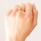 Vintage Ring aus 18 Karat Gelbgold mit Diamanten im Brillantschliff (ca. 0.22 Karat), 70er Jahre