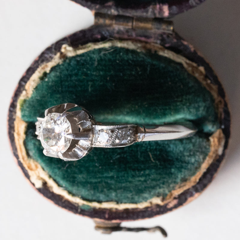 Anello antico in platino con diamanti (0.66ct ca.), anni ‘30