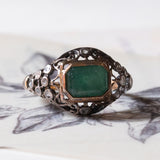 Anello antico in oro 18K e argento con smeraldo e diamanti di taglio rosetta, primi del ‘900