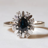 Vintage Ring aus 14 Karat Weißgold mit Saphiren (ca. 1.15 ct) und Diamanten (ca. 0.12 ctw), 70er Jahre