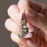 Art-Deco-Platinohrringe mit Diamanten im alten Minenschliff (ca. 0.30 Karat) und Diamanten im Rosettenschliff, 30er Jahre