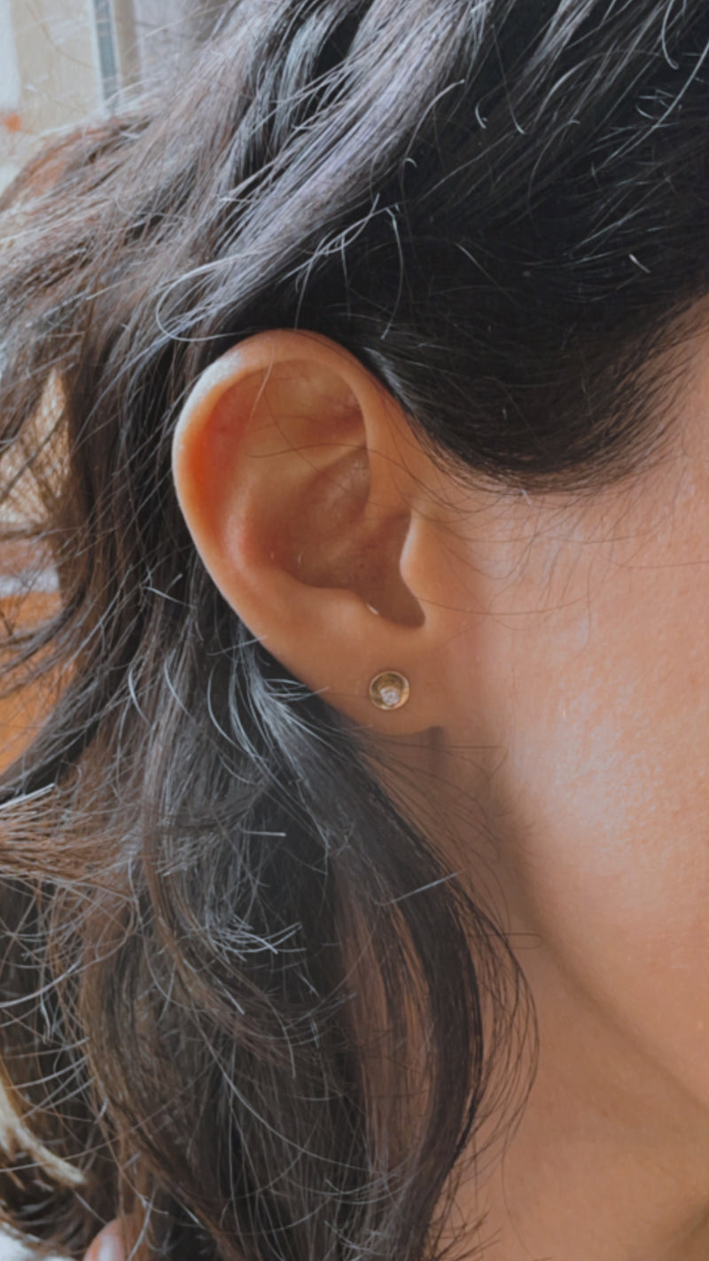 Boucles d'oreilles vintage point light en or 14 carats avec diamants (0,12 ct env.), années 60/70