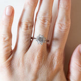 Vintage Gänseblümchenring aus 18 Karat Weißgold mit Diamanten (Mitte ca. 1.55 ct), 70er/80er Jahre