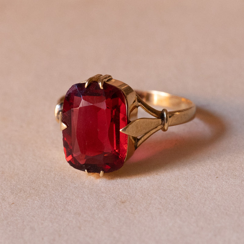 Bague vintage en or 18 carats avec pâte de verre rouge, 1950