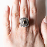 Vintage Antik Stil 18 Karat Gelbgold und Silber Rosettenschliff Saphir und Diamant Gänseblümchen Ring