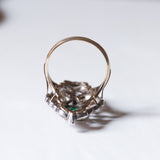 Vintage antique style ring in 18K gold and silver with emerald and diamonds, 1950s
