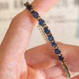 Halbstarres Vintage-Armband aus 14 Karat Gelbgold mit Saphiren (ca. 3.60 ctw) und Diamanten, 60er/70er Jahre