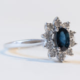 Vintage 18 Karat Weißgold Saphir (ca. 0.50 ct) und Diamanten (ca. 0.05 ctw) Gänseblümchenring, 60er Jahre
