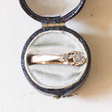 Antique 18K gold diamond ring (center approx. 0.05 ct), 10s